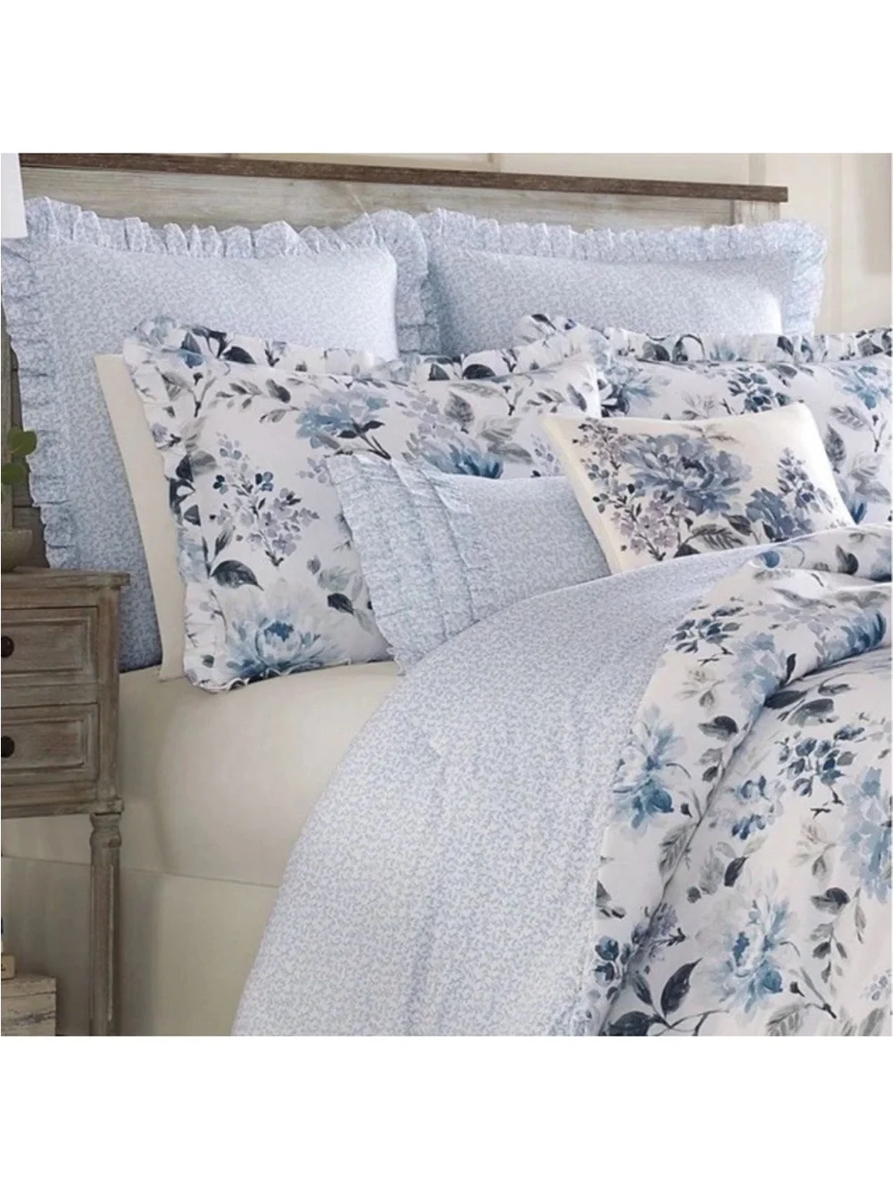 Laura Ashley accentuate your